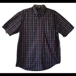 🍋Red and Navy button up short sleeve Medium